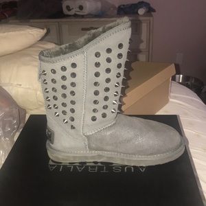 Australia Luxe Collection Spike/stud boots